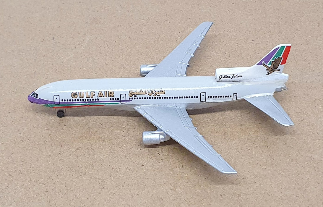 Schabak 1/600 Scale 909/32 - Lockheed L-1911 Aircraft Gulf Air Golden Falcon
