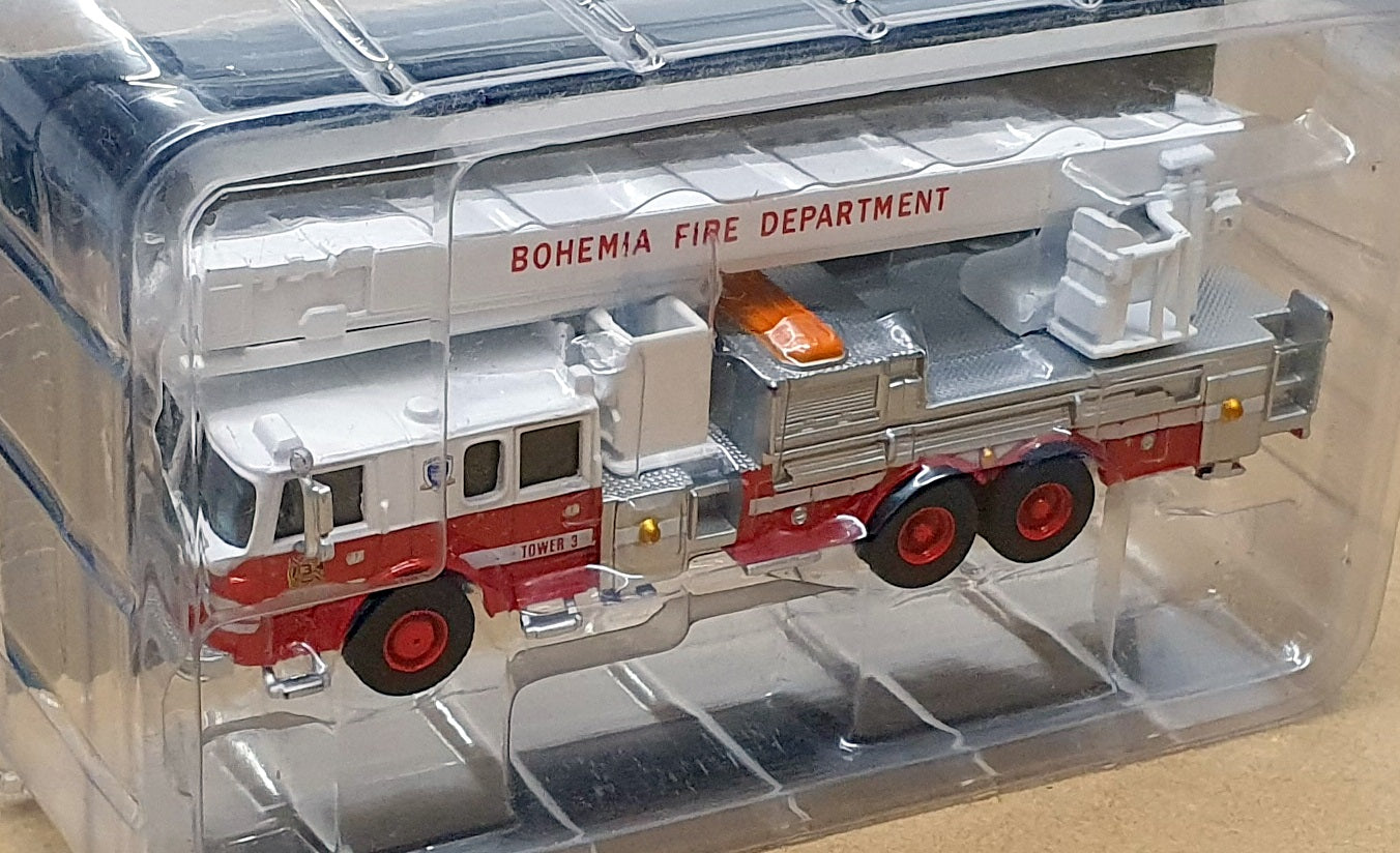 Altaya 1/87 Scale FEN14 - 1993 Pierce Lance Ladder Bohemia Fire Dept. Red/White