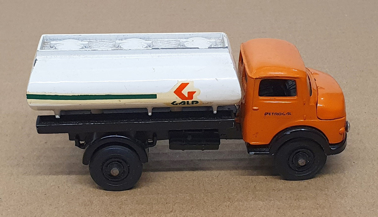 Metosul 12.5cm Long Diecast M31OW - Mercedes Benz Tanker Truck Galp