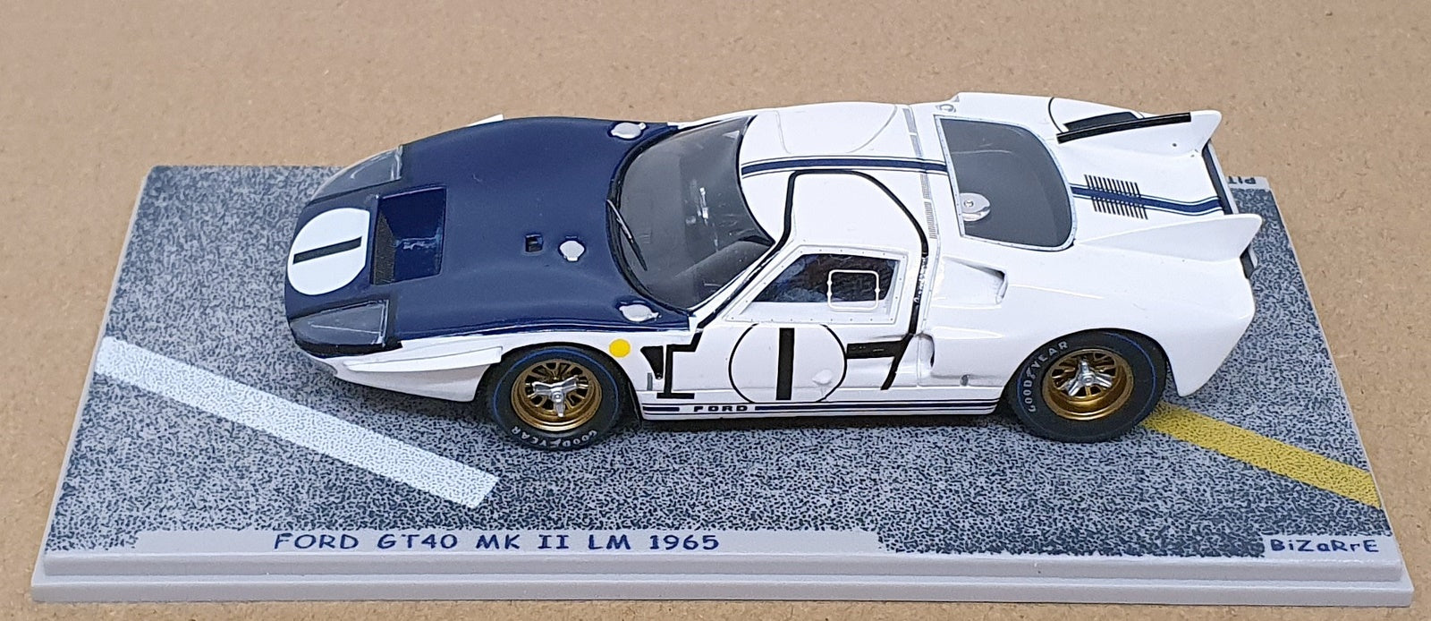 Bizarre 1/43 Scale BZ275 - Ford GT40 Mk2 #1 Le Mans 1965 Miles/McLaren