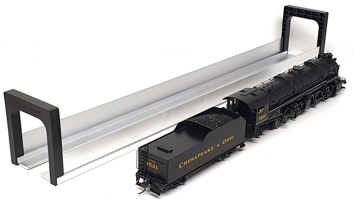 Bachmann HO Scale 84803BAC - 1521 Locomotive & Chesapeake & Ohio Tender & System