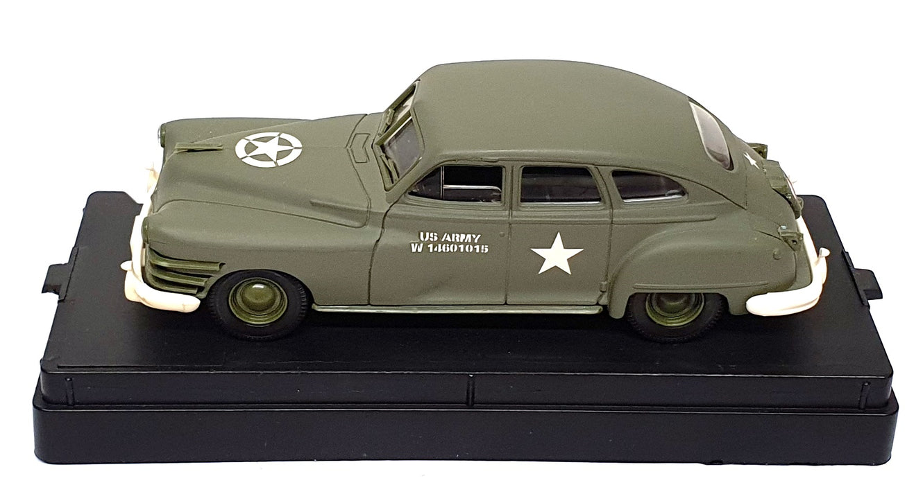 Solido 1/43 Scale 9586 - Chrysler Bradley's Staff Car Europe 1945 - Green