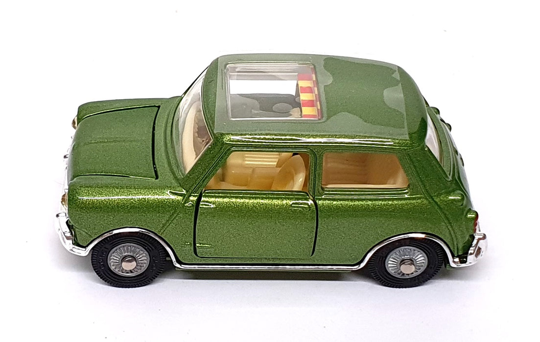 Corgi Toys Reissue 334 CD54321035 - Mini Cooper Magnifique - Green