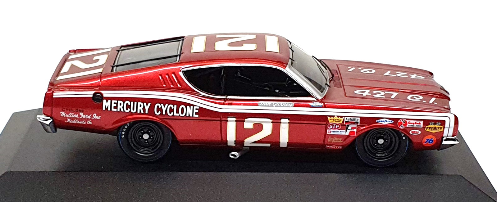Spark Model 1/43 Scale S3602 - Ford Mercury #121 Riverside Dan Gurney - Dk. Red