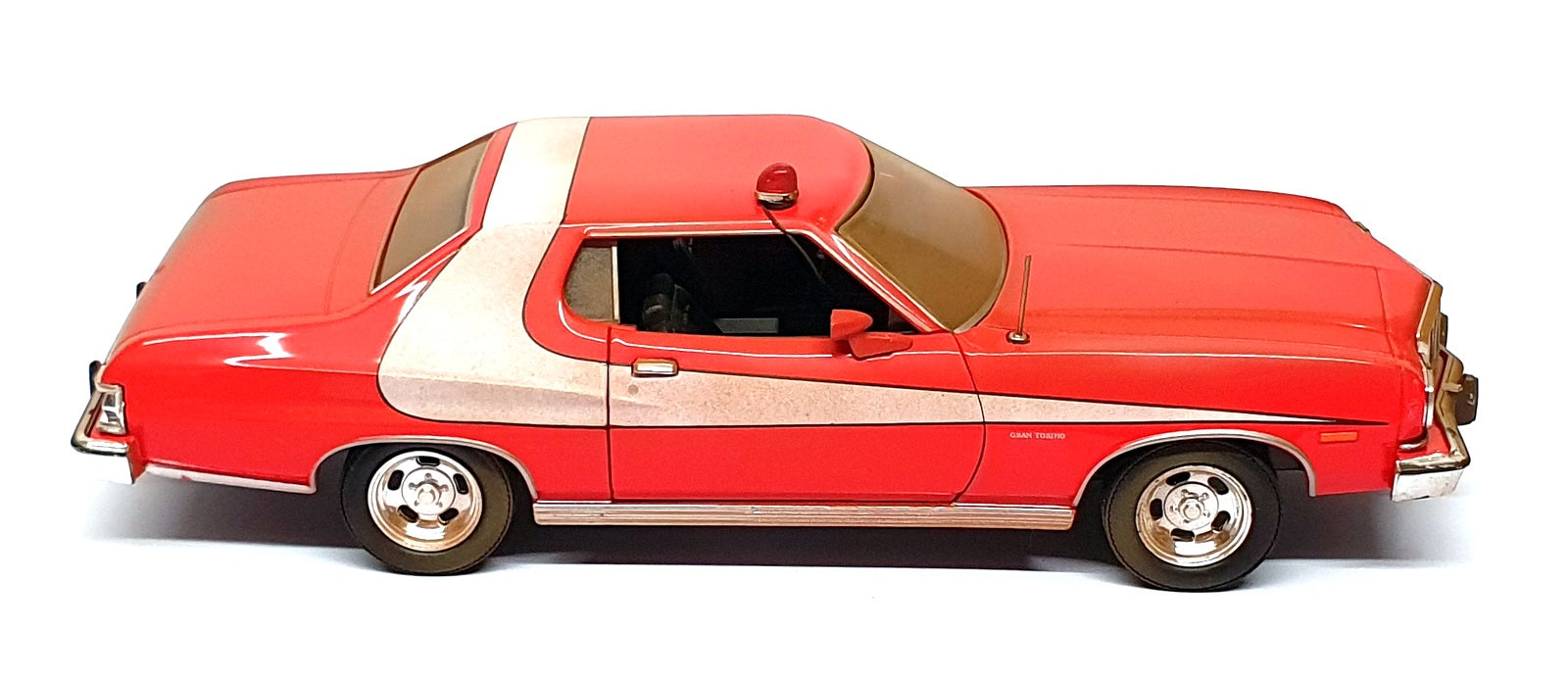 Greenlight 1/24 Scale 84121 - 1976 Ford Gran Torino Starsky & Hutch Weathered