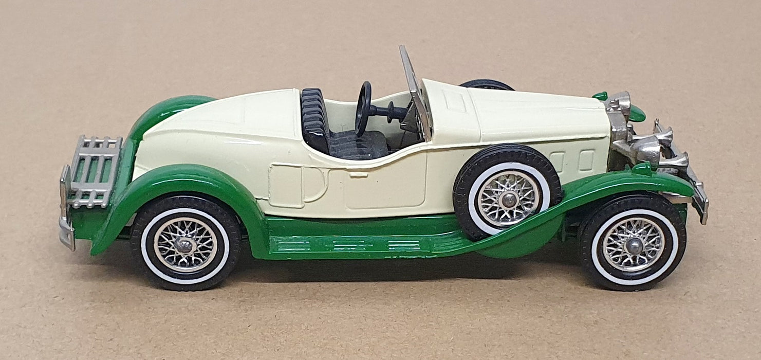 Matchbox 11cm Long Diecast Y-14 - 1931 Stutz Bearcat - Ivory/Green