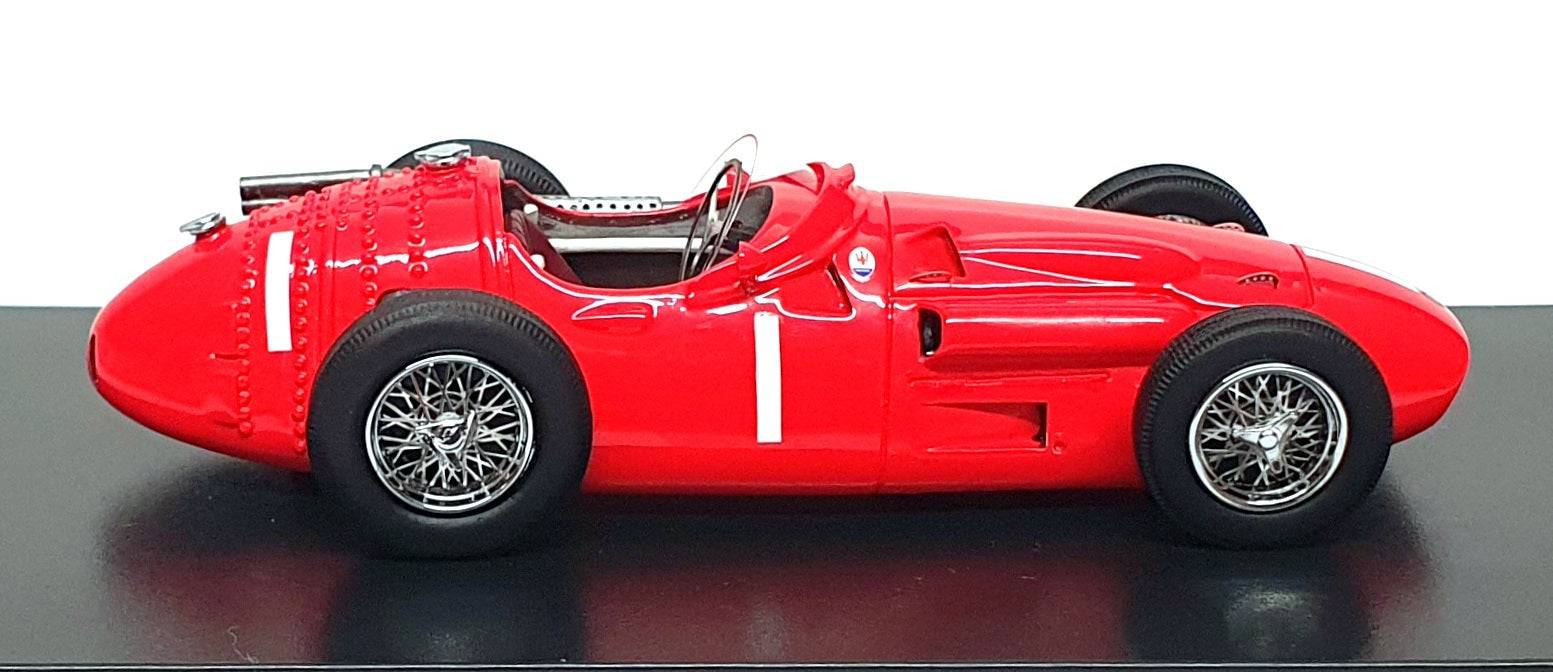 Matrix 1/43 MXR41311-012 - Maserati 250F #1 1st Goodwood Glover Trophy 1956 Moss