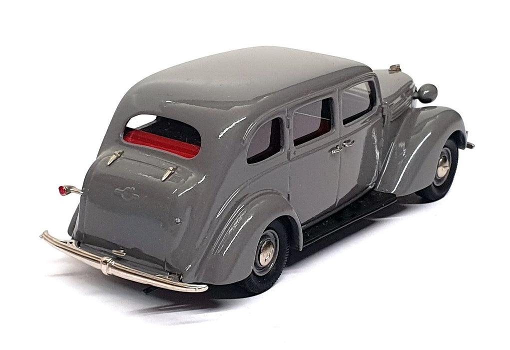Rob Eddie Models 1/43 Scale RE24 - 1938 Volvo PV 802 - Grey