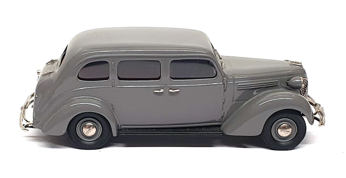 Rob Eddie Models 1/43 Scale RE24 - 1938 Volvo PV 802 - Grey
