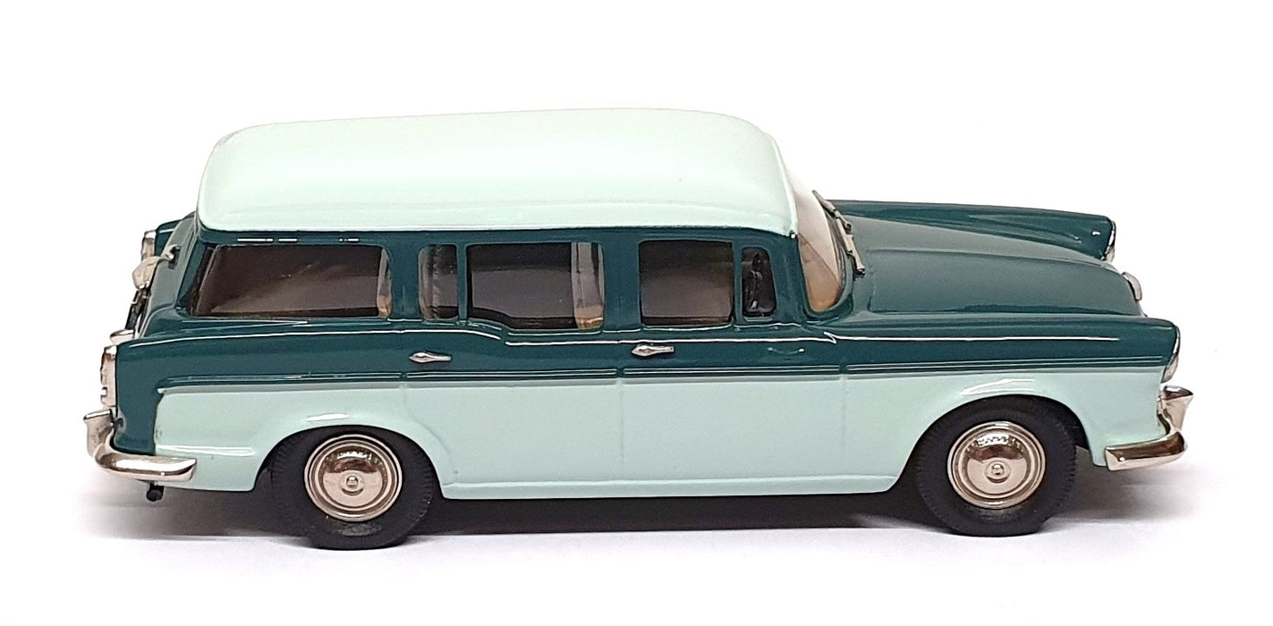 Lansdowne 1/43 Scale LDM50 - 1957 Humber Hawk Estate - 2 Tone Green