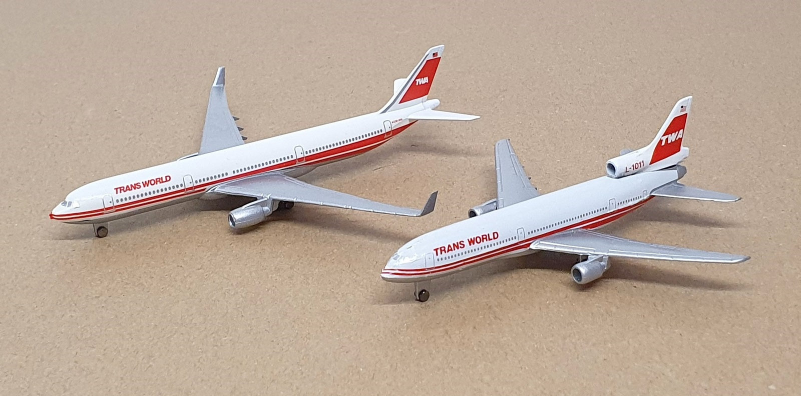 Schabak 1/600 Scale 912/10 Airbus A330 & Lockheed L-1011 Aircraft TWA White/Red
