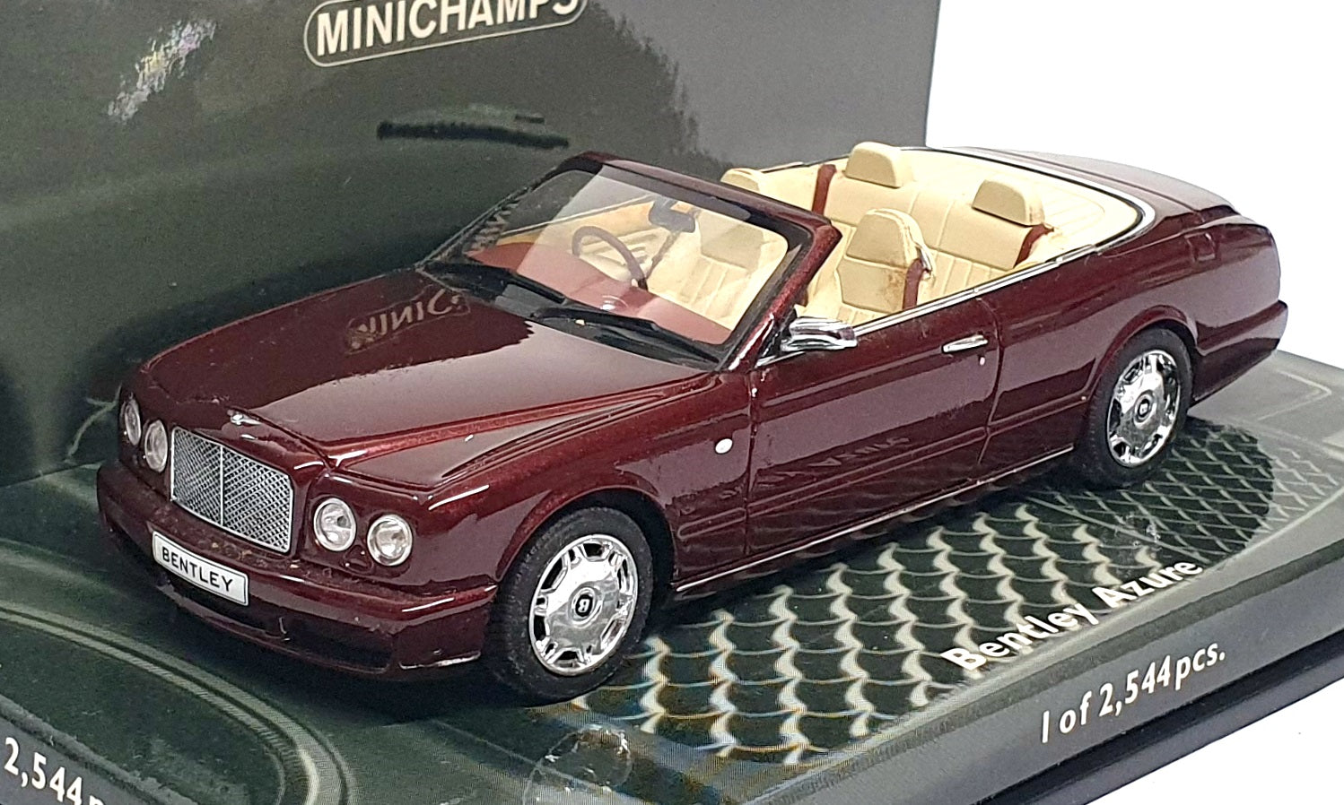 Minichamps 1/43 Scale 436 139560 - 2006 Bentley Azure - Met. Red