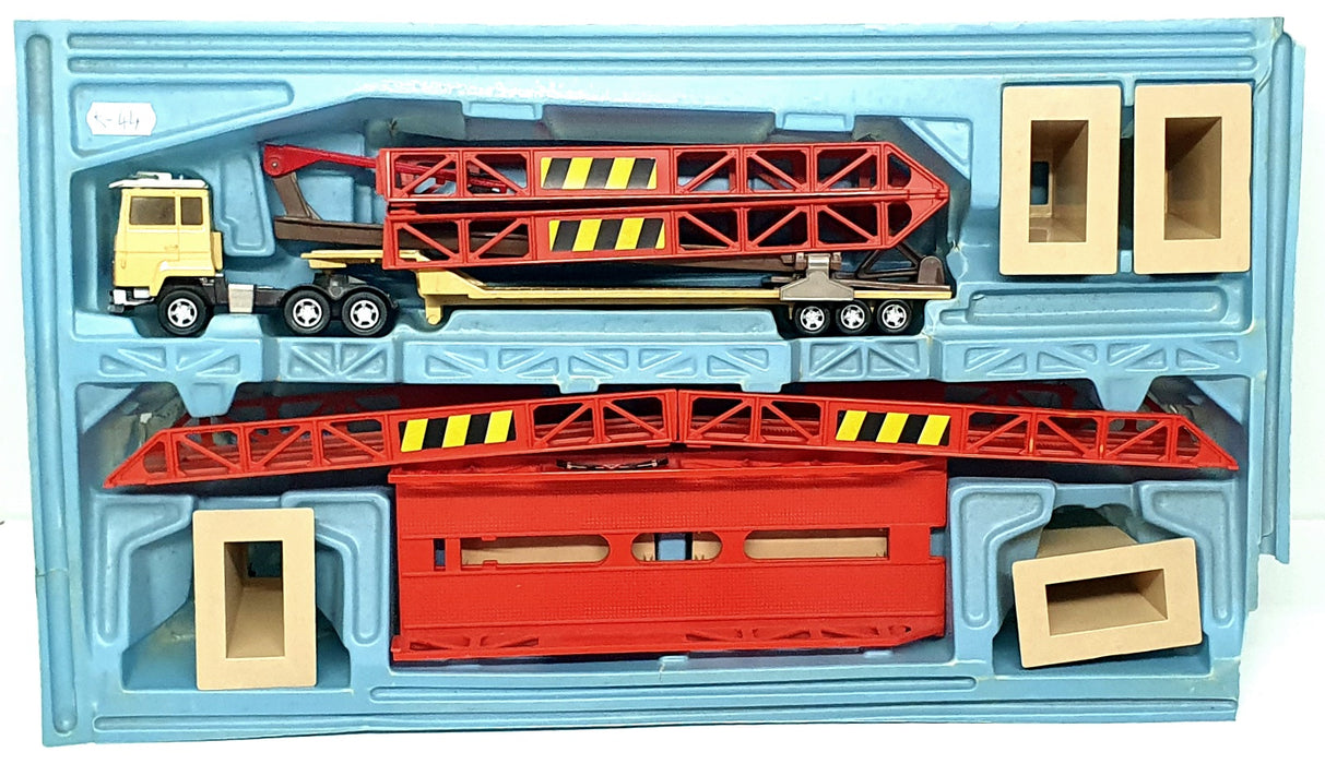 Matchbox Super Kings K-44 - Berliet Truck & Trailer Bridgelayer Construction Set