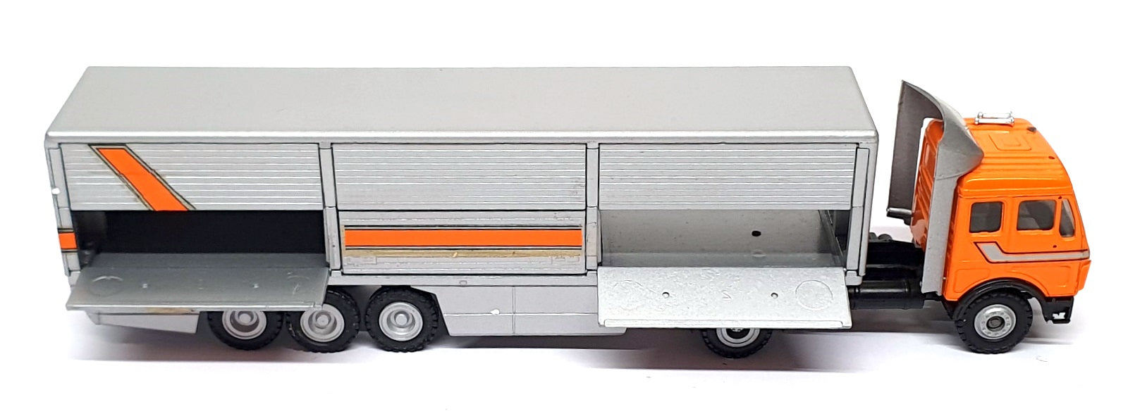 Conrad 1/50 Scale 0029 - Mercedes Truck & Side Loads Trailer - Orange/Silver 