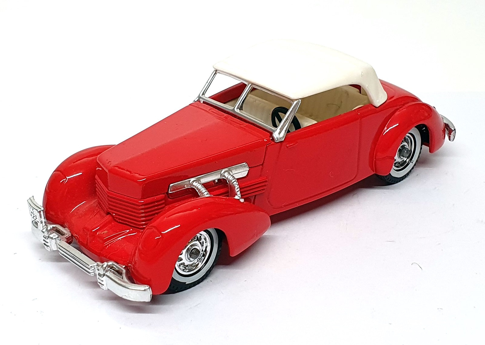 Matchbox Appx 12cm Long Diecast Y-18 - 1937 Cord 812 - Red/White Roof