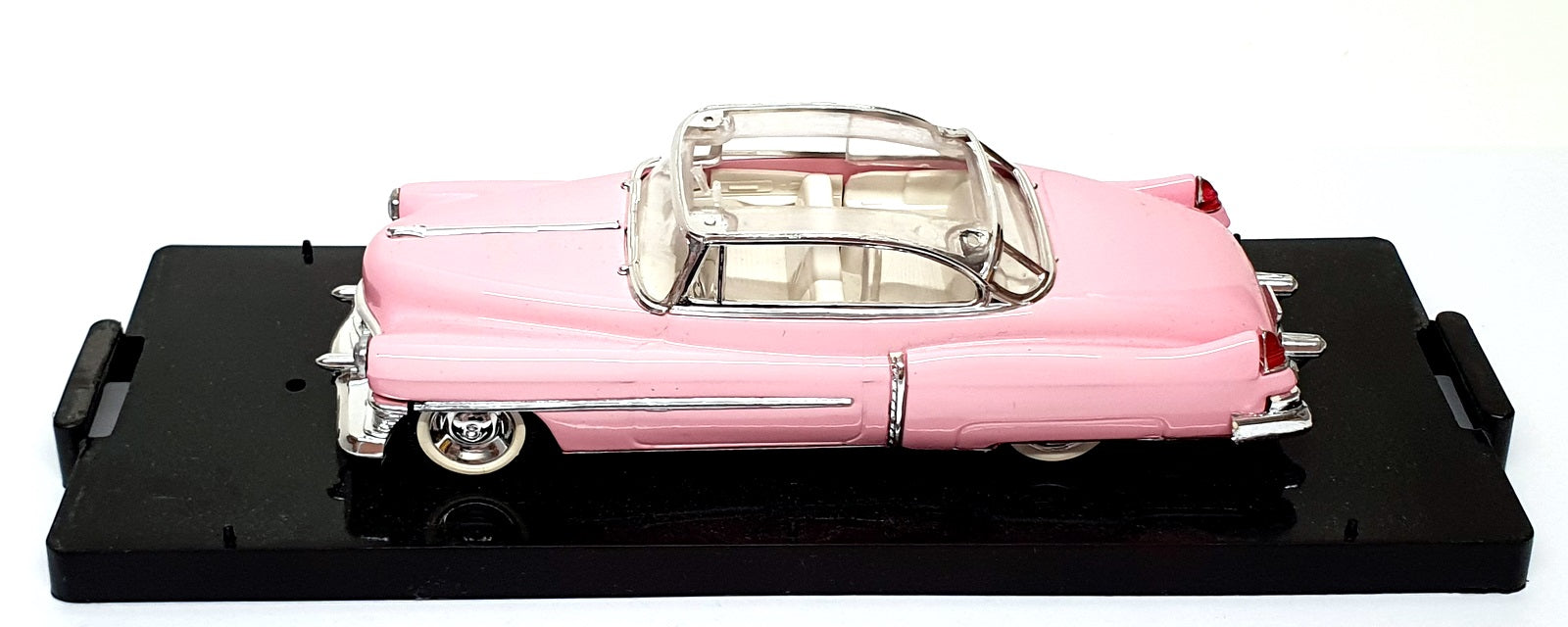 Vitesse 1/43 Scale Diecast 282 - 1950 Cadillac Type 62 Coupe - Pink