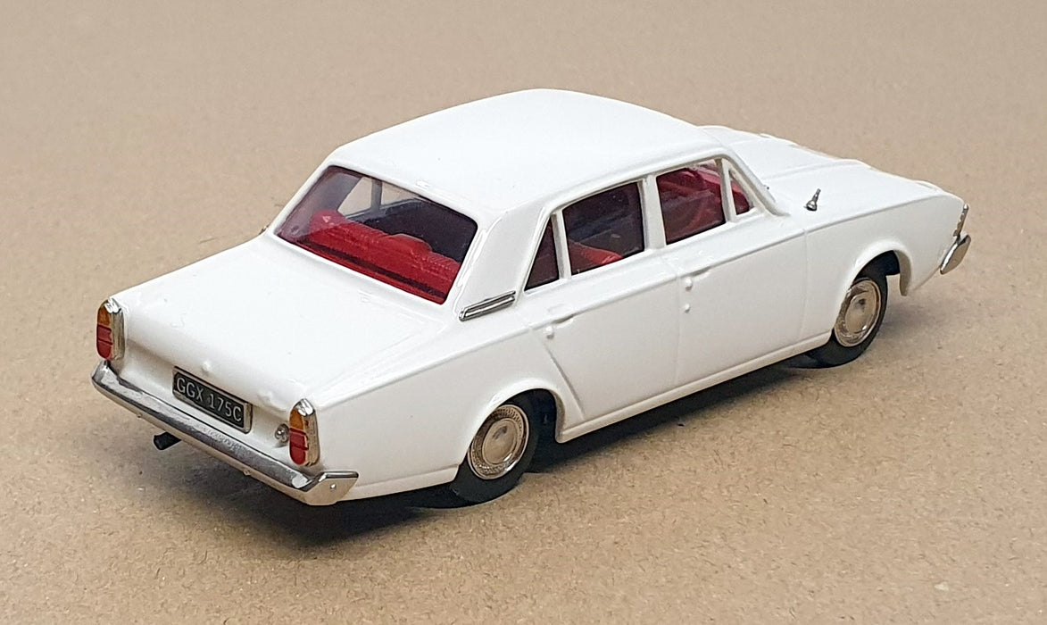 Lansdowne Models 1/43 Scale LDM41 - 1964 Ford Corsair 4Dr. Saloon - Ermine White