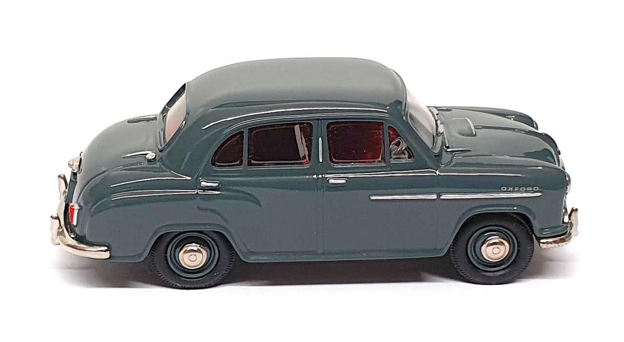 Pathfinder Models 1/43 Scale PFM20 - 1954 Morris Oxford Series II - Grey