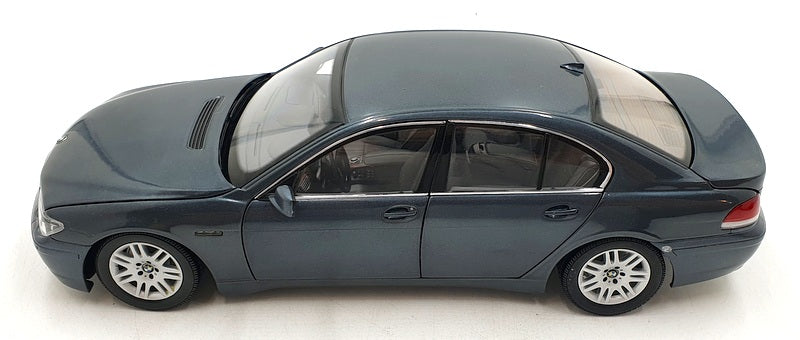Kyosho 1/18 Scale Diecast DC24924M - BMW 7 Series 745i