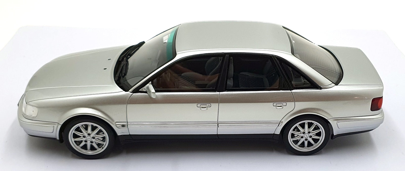 Otto Models 1/18 Scale Resin OT464 - Audi S4 (C4) 4.2 V8 - Silver