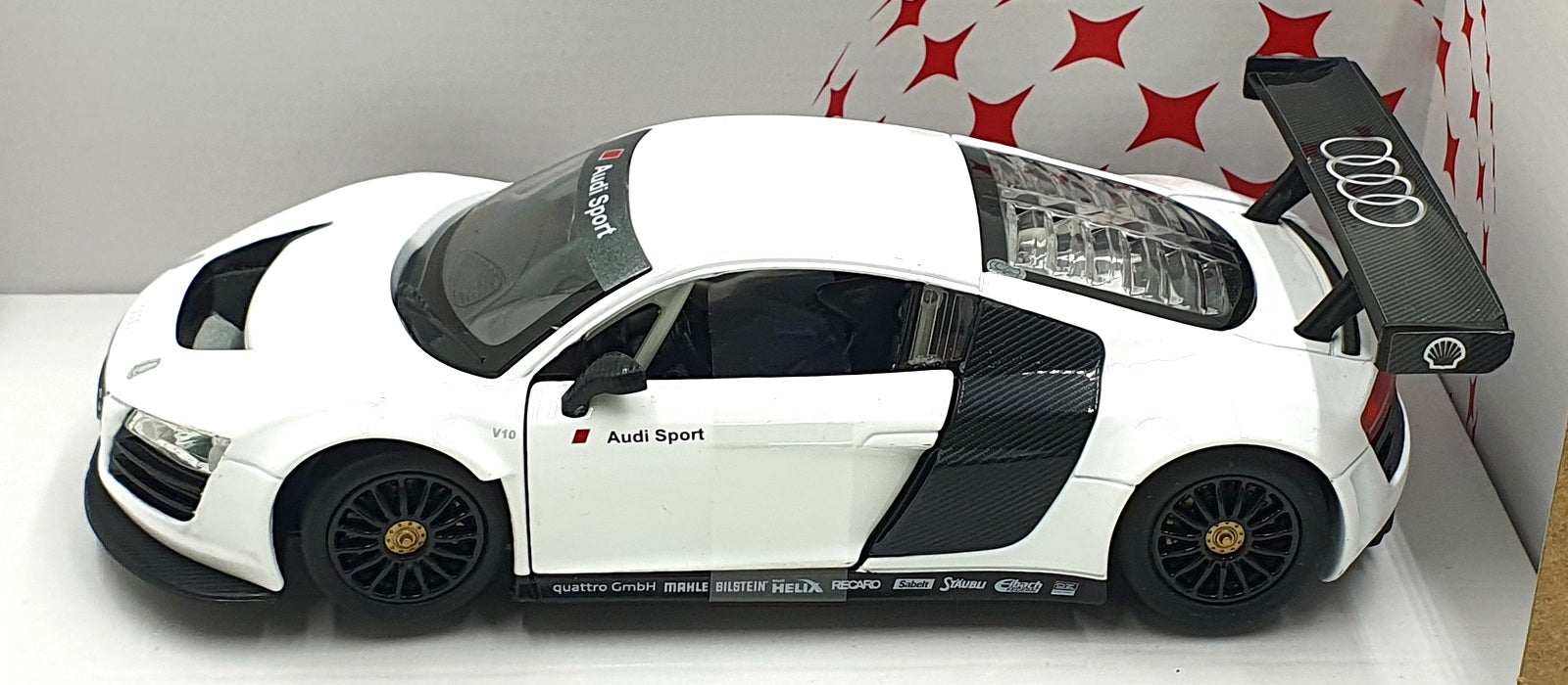 Rastar 1/24 Scale Diecast 56100 - Audi R8 LMS - White