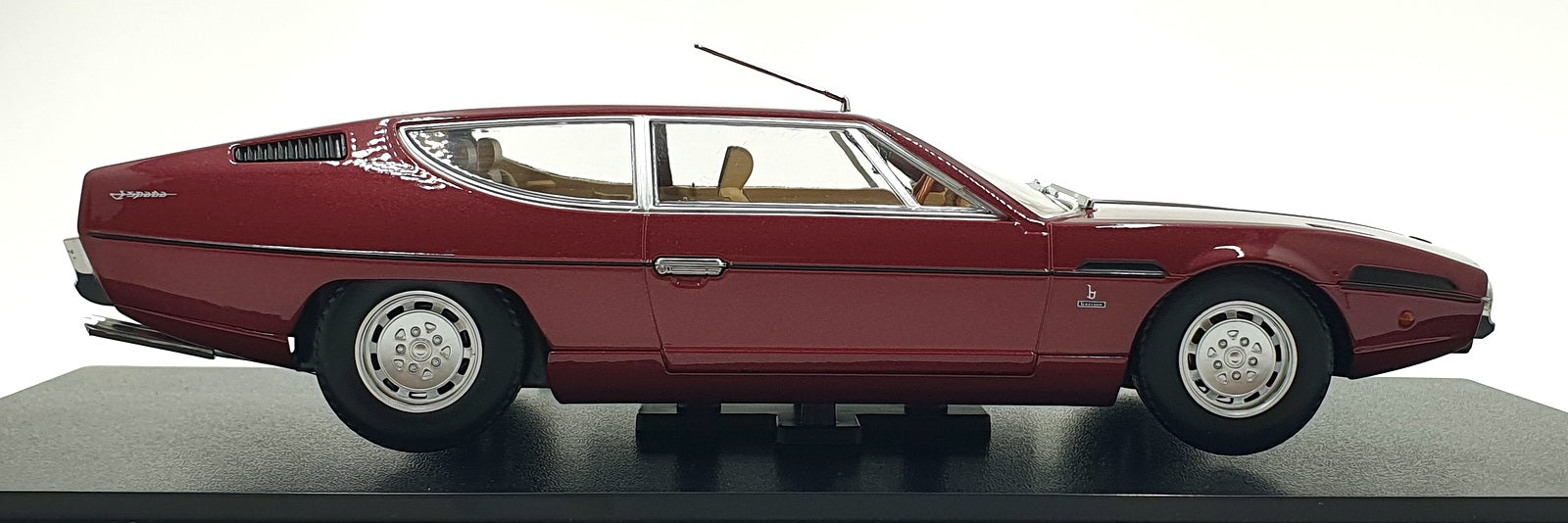 KK Scale 1/18 Scale Diecast KKDC181402 - 1970 Lamborghini Espada S2 - Met. Red