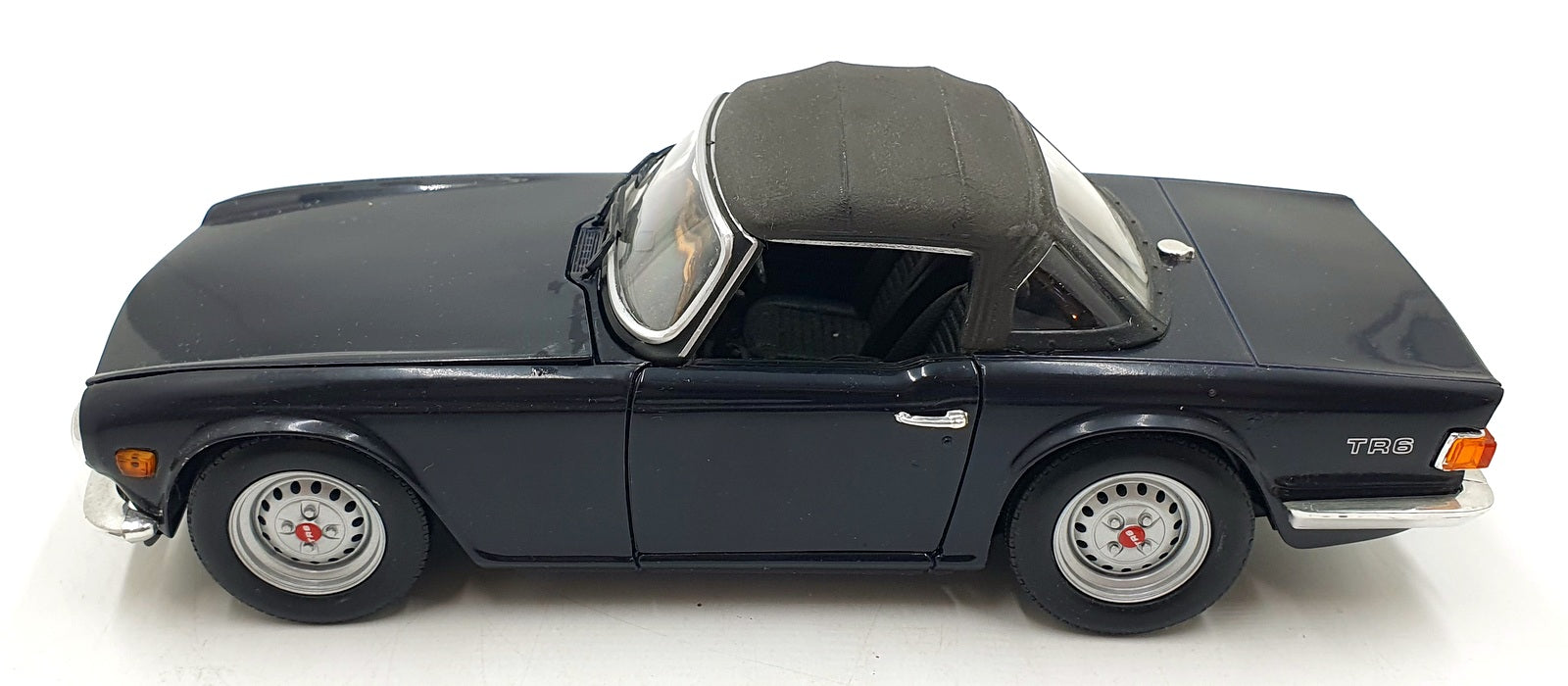 Ertl 1/18 Scale Diecast DC23426P - Triumph TR6 - Dark Blue