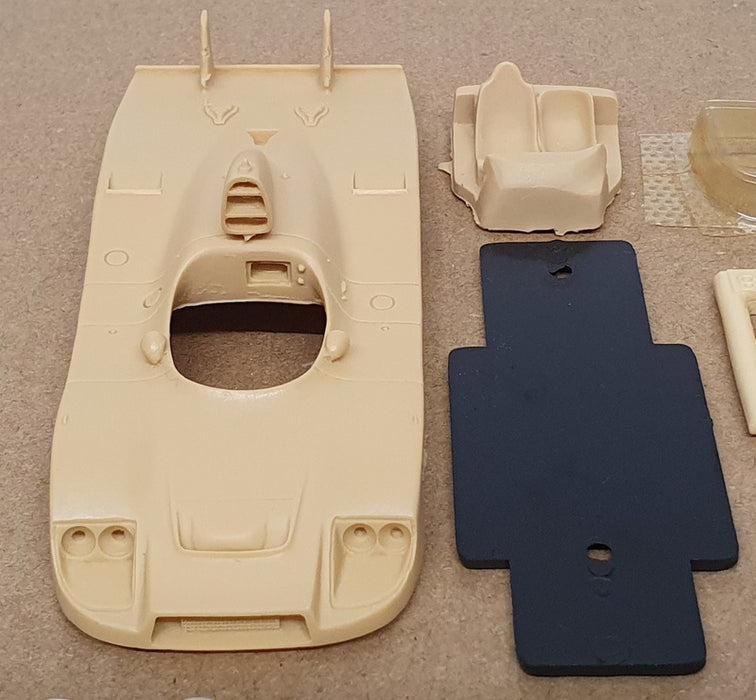 Starter 1/43 Scale Unbuilt Kit 93681 - Porsche 936 Jules 1st Le Mans 1981