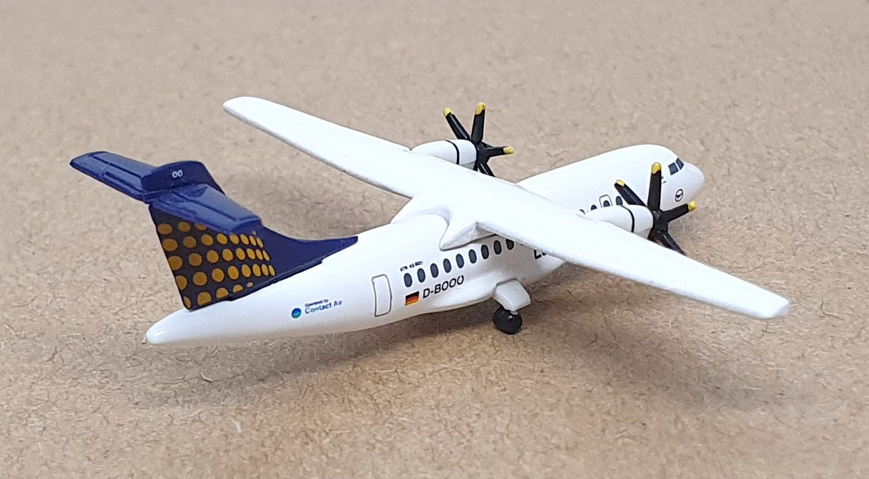 Herpa 1/500 Scale 516044 - ATR 42-500 Aircraft Lufthansa Regional D-BOOO