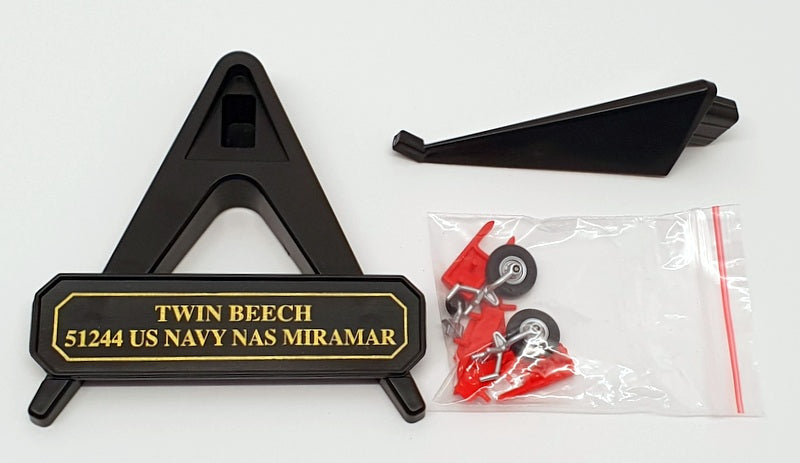 Oxford Diecast 1/72 Scale 72BE003 - Twin Beech 51244 - US Navy NAS Mirimar