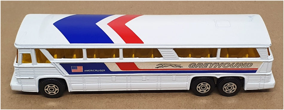 Corgi 16.5cm Long 2008 - Greyhound MC-8 Americruiser Bus - White/Red/Blue