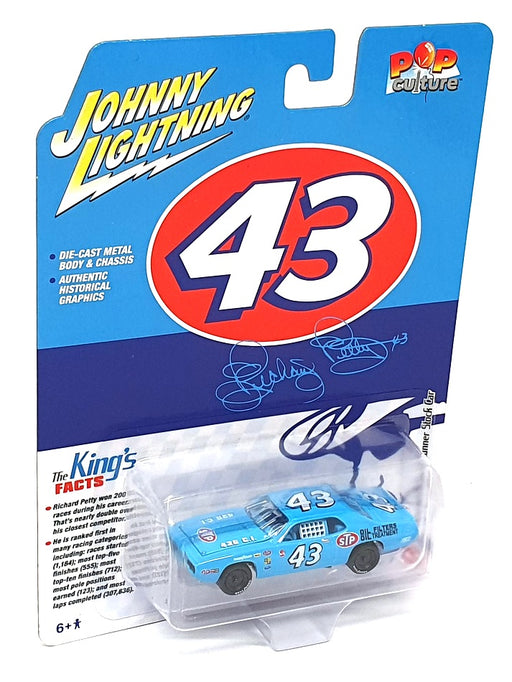 Johnny Lightning 1/64 Scale JLPC013 #4 - 1972 Plymouth Road Runner Stock Car
