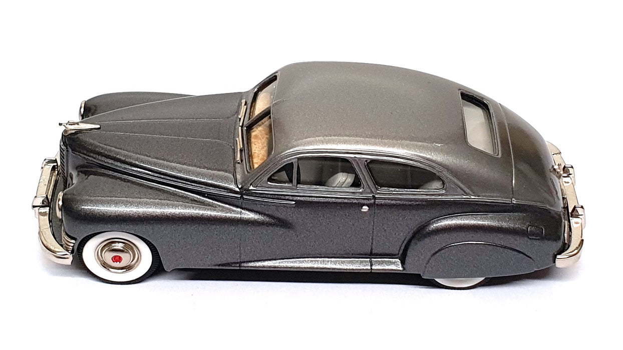 Brooklin Models 1/43 Scale BRK18C - 1947 Packard Super Clipper - 2T. Grey