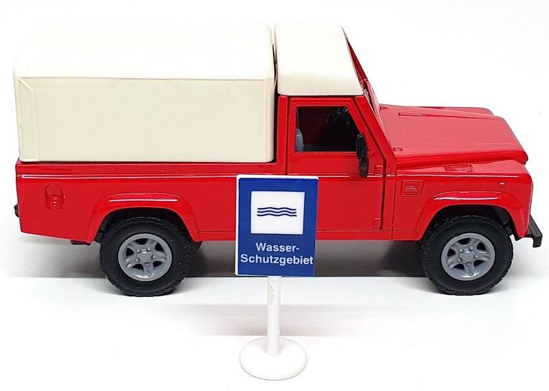 Siku 1/32 Scale 2561 - Land Rover Defender Pick-Up Truck - Red/White