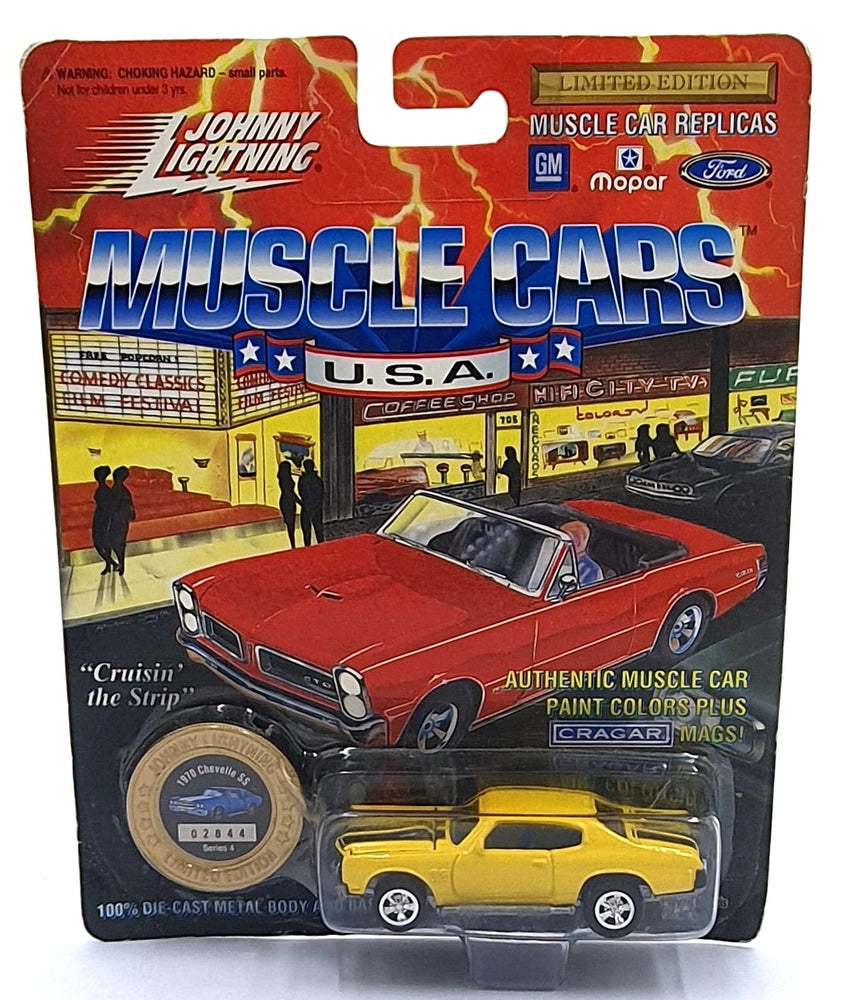 Johnny Lightning 1/64 Scale 200-140 - Muscle Cars 1970 Chevelle SS - Yellow