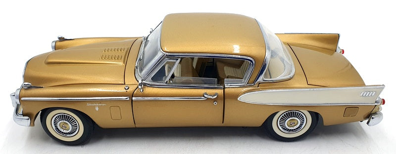 Signature 1/18 Scale Diecast 21125D - 1958 Studebaker Golden Hawk - Gold