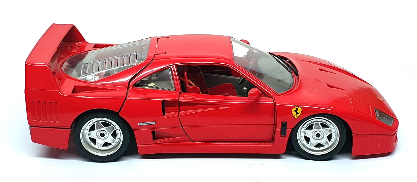 Burago 1/18 Scale Diecast 150326K - 1987 Ferrari F40 - Red