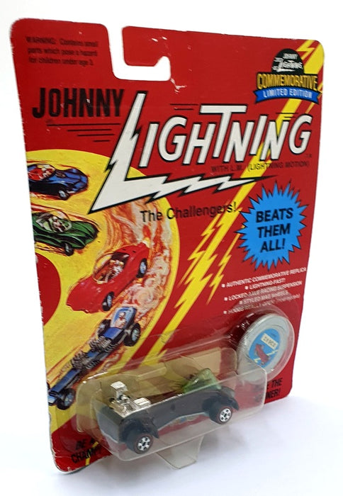 Johnny Lightning 1/64 Scale 100-180 - The Challengers Wasp Car - Burgundy