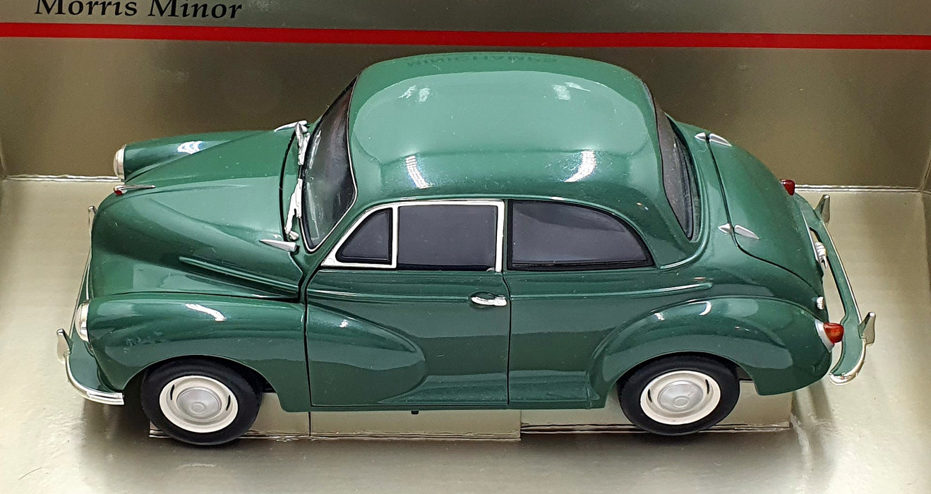 Minichamps 1/18 Scale 150 137000 - Morris Minor Saloon - Green