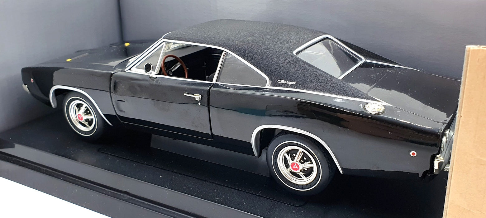 Ertl 1/18 Scale Diecast 36685 - Bullitt 1968 Dodge Charger Black Steve McQueen