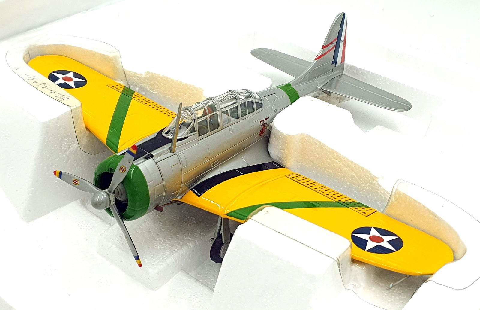 Franklin Mint Armour 1/48 Scale B11E185 Douglas SBD-3 Dauntless Yellow Tail