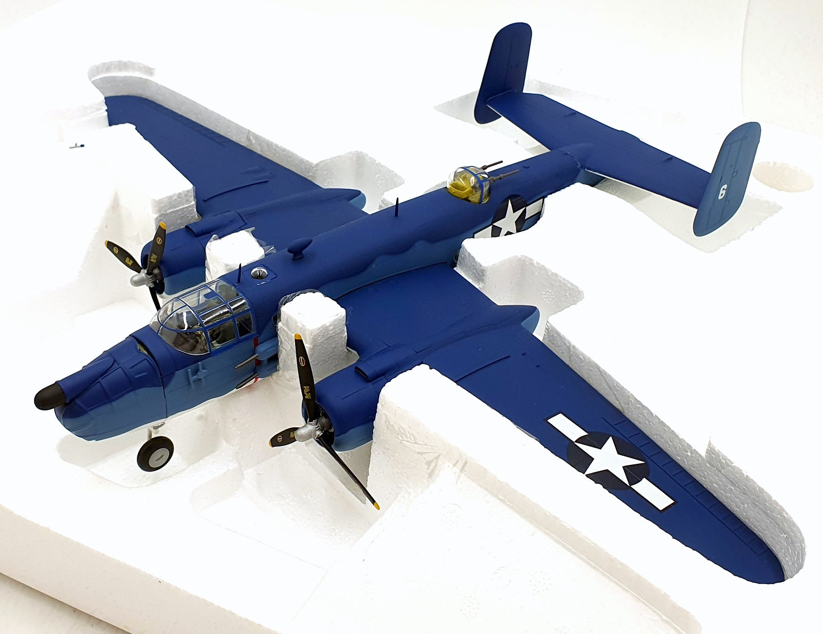 Franklin Mint Armour 1/48 Scale B11E095 B-25 Mitchell Navy/Marine PBJ-1J
