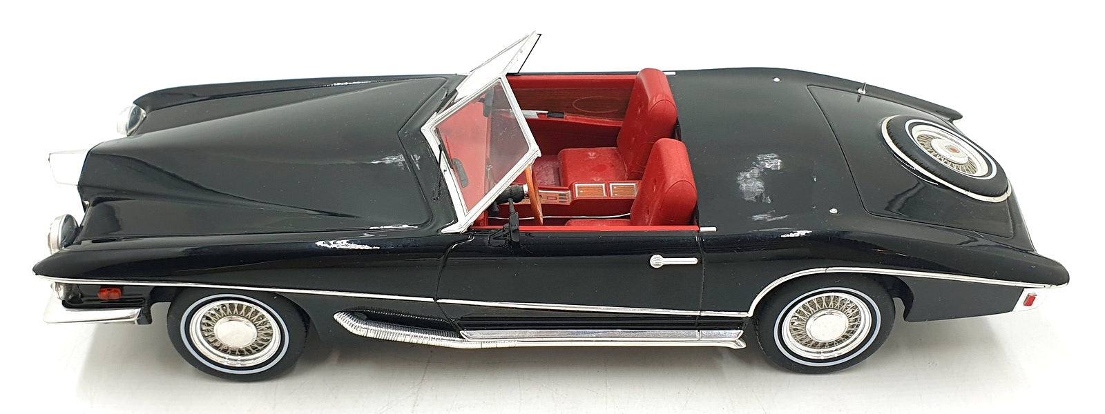 PremiumX Models 1/18 Scale PR18005 - Stutz Blackhawk Convertible 1971 Black