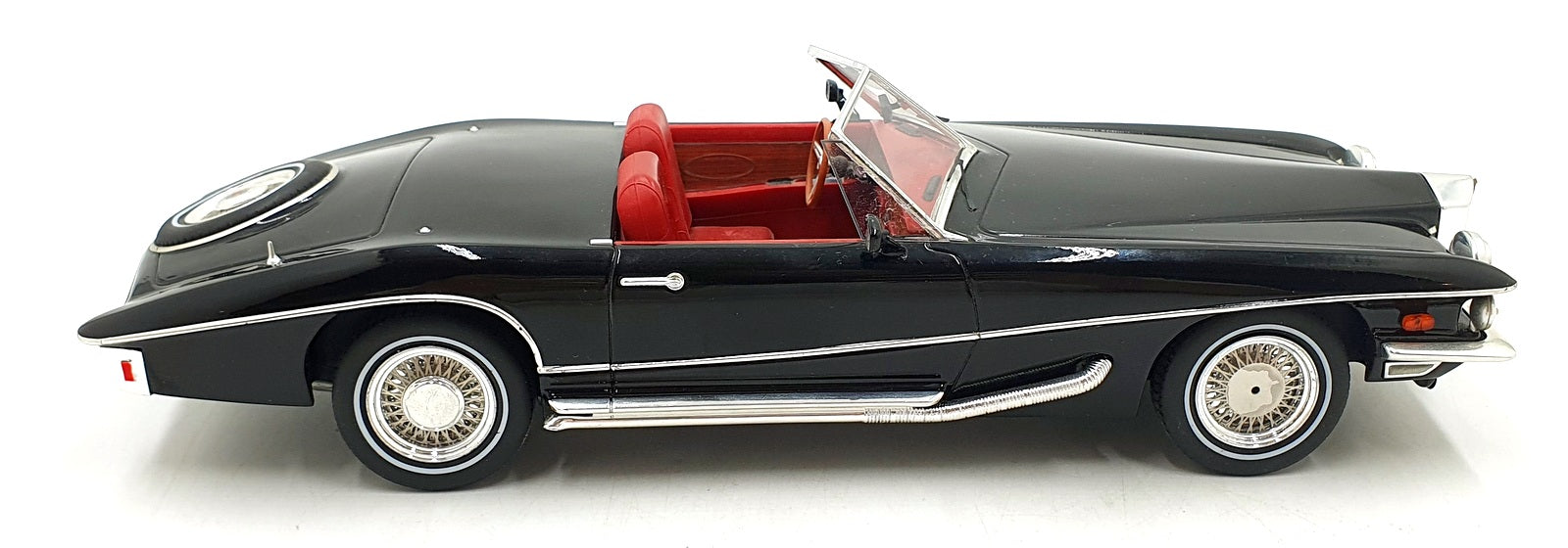 PremiumX Models 1/18 Scale PR18005 - Stutz Blackhawk Convertible 1971 Black