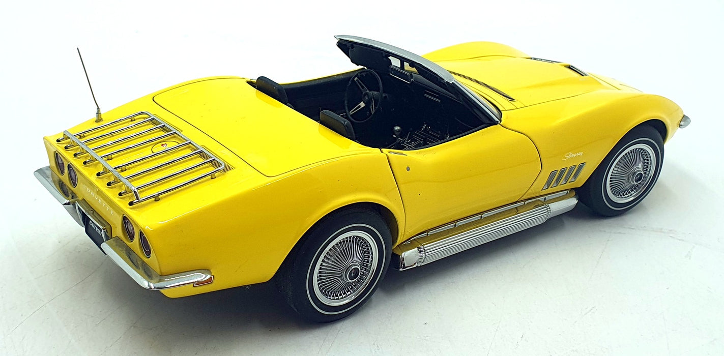 Autoart 1/18 Scale Diecast 71161 - Chevrolet Corvette 1969 - Daytona Yellow