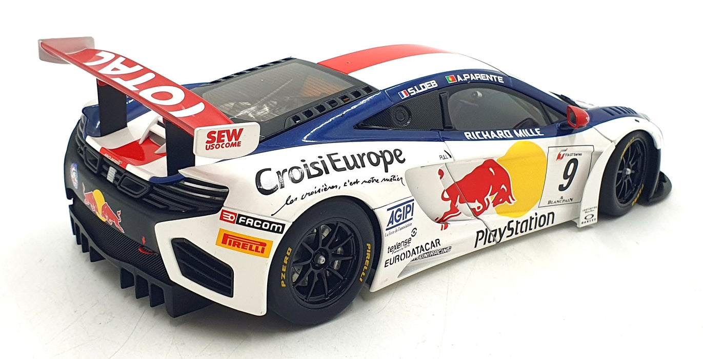 Autoart 1/18 Scale Diecast 81342 - McLaren 12C GT3 Red Bull #9 S.Loeb/Parente