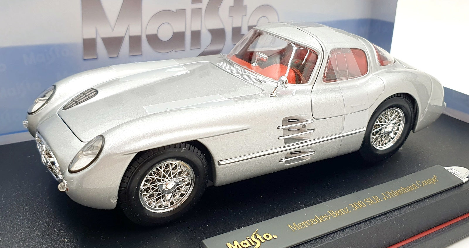 Maisto 1/18 Scale 36898 - Mercedes Benz 300 SLR Coupe Uhlenhaut - Silver