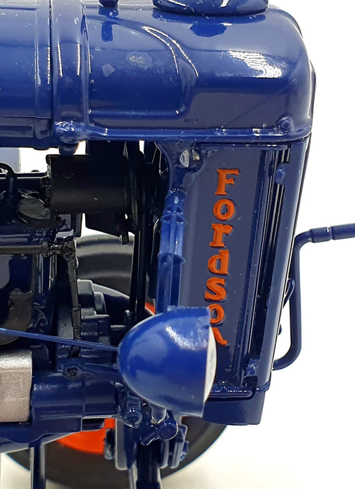 Universal Hobbies 1/32 Scale Tractor UH4861 - Fordson E27 N - Blue