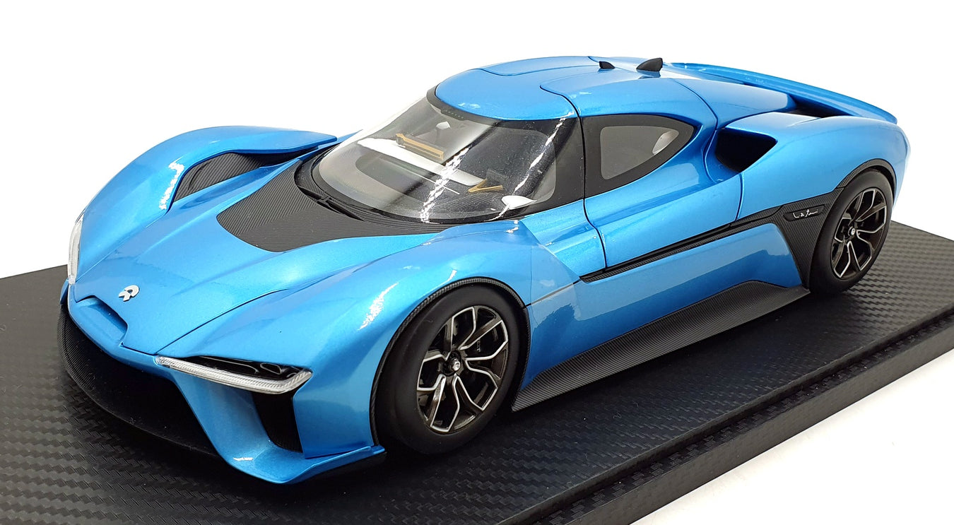 1/18 Scale Model Cars