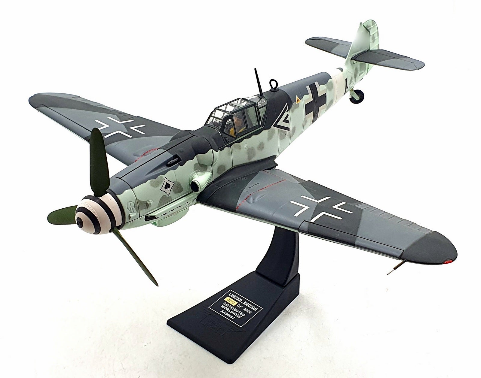 Corgi 1/32 Scale AA34902 Messerschmitt Bf109G Black Double Chevron 1944